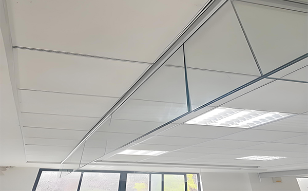 商州玻璃挡烟垂壁