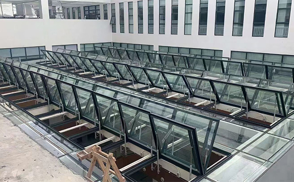 百安科技有限公司近期商州排烟窗项目案例分享 百安科技有限公司近期商州排烟窗项目案例分享